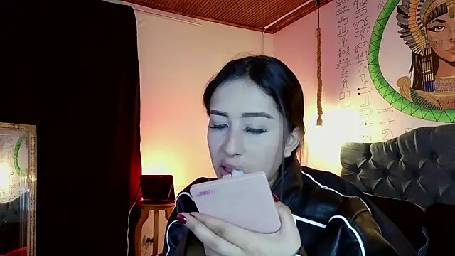 Snapshot of melissa__dolce chatting on December 17, 2025, 8:36 pm melissa dolce online show from December 17, 2025, 8:36 pm