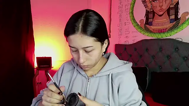 Snapshot of melissa__dolce chatting on December 3, 2025, 8:19 pm melissa dolce online show from December 3, 2025, 8:19 pm