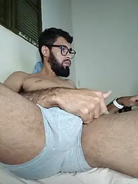 FerrariniHott online show from October 29, 2025, 4:55 am