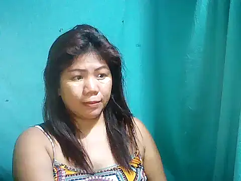 Snapshot of lady_pam2025 chatting on June 10, 2026, 2:35 am lady pam2025 online show from June 10, 2026, 2:35 am