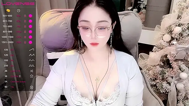 Snapshot of Monica-666888- chatting on November 4, 2025, 5:17 pm Monica-666888- online show from November 4, 2025, 5:17 pm