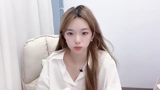 babyting-888- online show from December 18, 2025, 1:04 pm