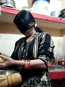 Pyaar Ki Pooja online show from November 14, 2025, 3:32 am