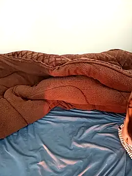 Cherry Le02 online show from December 15, 2025, 6:08 am