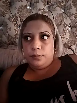 IndianLara online show from March 16, 2026, 2:32 pm