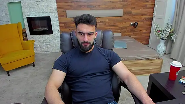 Snapshot of MicahLane chatting on February 3, 2026, 5:38 am MicahLane online show from February 3, 2026, 5:38 am