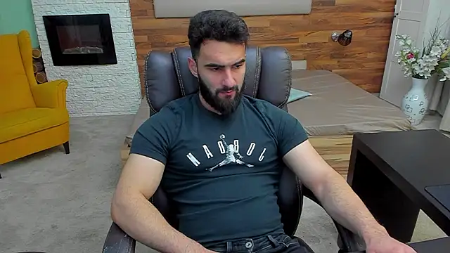 Snapshot of MicahLane chatting on February 10, 2026, 5:39 am MicahLane online show from February 10, 2026, 5:39 am