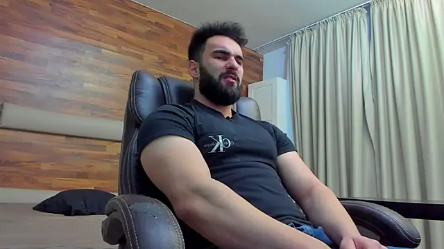 Snapshot of MicahLane chatting on January 12, 2026, 5:58 am MicahLane online show from January 12, 2026, 5:58 am