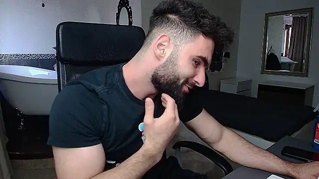 MicahLane online show from April 17, 2026, 4:48 am