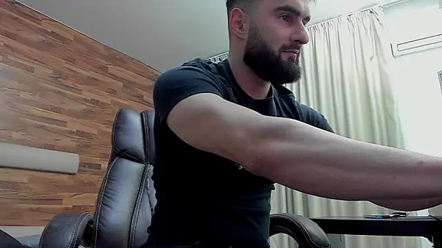 Snapshot of MicahLane chatting on January 17, 2026, 5:33 am MicahLane online show from January 17, 2026, 5:33 am