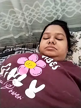 Snapshot of Night_Queen4 chatting on October 24, 2025, 2:10 am Night Queen4 online show from October 24, 2025, 2:10 am