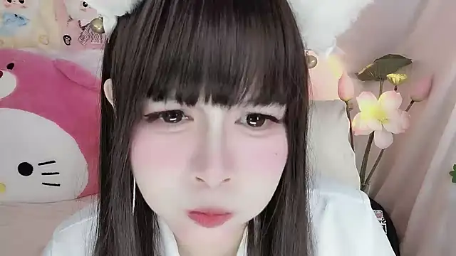 -zhuzhu-999- online show from December 13, 2025, 8:04 pm