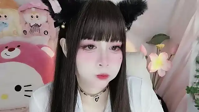 -zhuzhu-999- online show from December 4, 2025, 4:50 pm