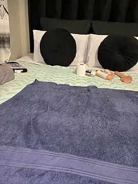 Nicole bash online show from April 1, 2026, 7:31 am