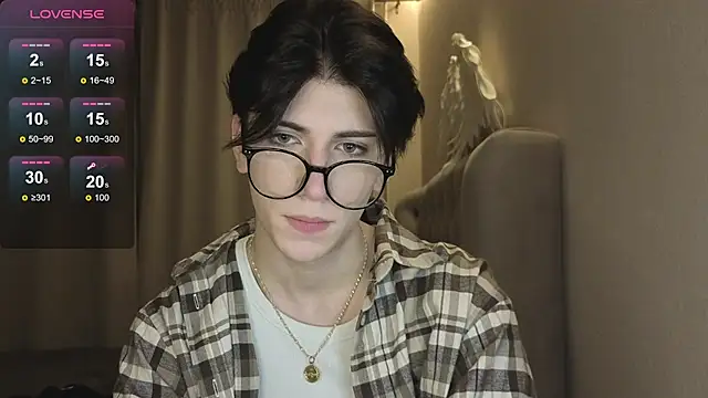 Oliver star boy  online show from January 18, 2026, 5:16 pm