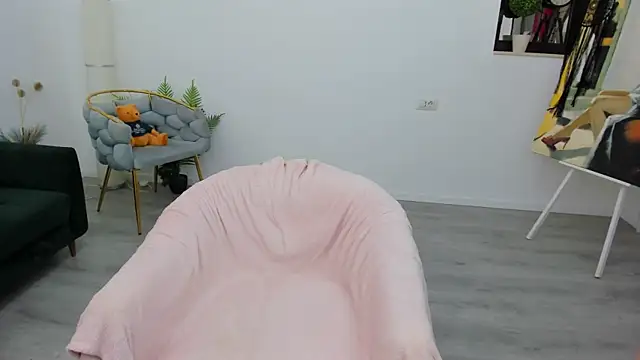 Snapshot of Arya_Anna chatting on November 1, 2025, 7:57 am Arya Anna online show from November 1, 2025, 7:57 am