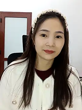 Snapshot of Pig_pig11 chatting on December 17, 2025, 12:59 am Pig pig11 online show from December 17, 2025, 12:59 am