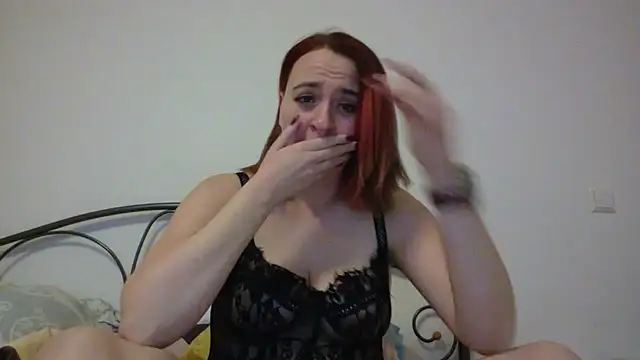 Latexaddictx  online show from November 28, 2025, 7:58 pm