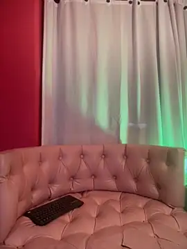 GiselleVice online show from February 6, 2026, 2:02 pm