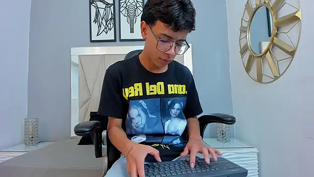 adams bobby online show from January 9, 2026, 11:28 am