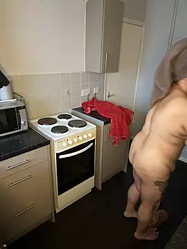 BubblesLovexox online show from March 3, 2026, 4:58 pm