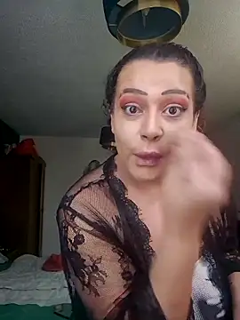 Snapshot of BubblesLovexox chatting on October 29, 2025, 12:48 pm BubblesLovexox online show from October 29, 2025, 12:48 pm