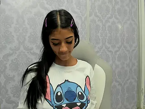 milkybaby  online show from November 7, 2025, 11:37 am