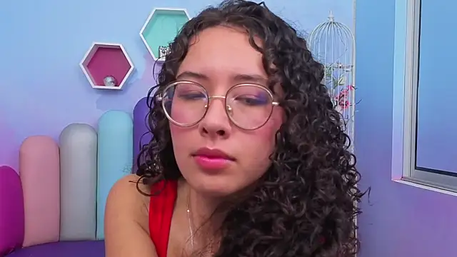 Snapshot of Sasha-Monroe chatting on November 23, 2025, 4:11 am Sasha-Monroe online show from November 23, 2025, 4:11 am