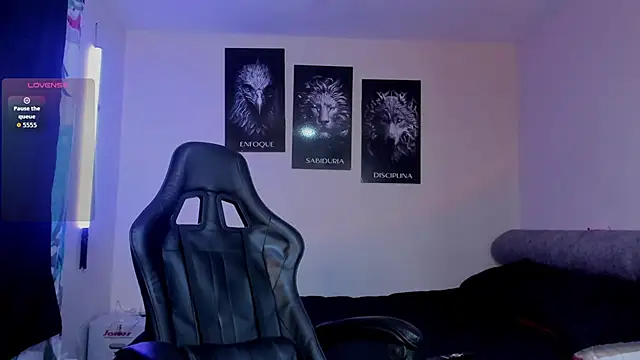 AUSTINN TORRES online show from January 15, 2026, 12:36 am