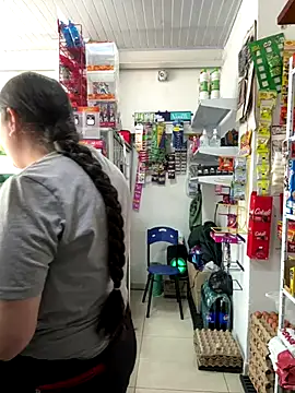 Snapshot of chanelketty chatting on December 4, 2025, 2:38 pm chanelketty online show from December 4, 2025, 2:38 pm