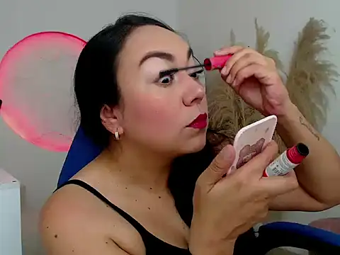 Snapshot of Yadis_hot chatting on November 10, 2025, 9:31 pm Yadis hot online show from November 10, 2025, 9:31 pm