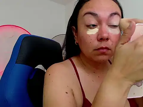 Snapshot of Yadis_hot chatting on December 5, 2025, 9:12 pm Yadis hot online show from December 5, 2025, 9:12 pm