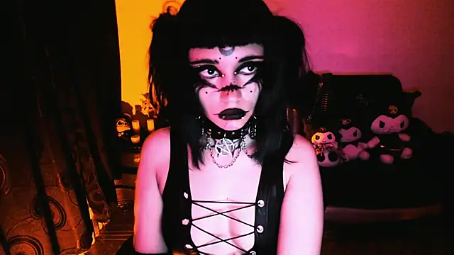 Yueeclipsa online show from February 21, 2026, 5:09 am