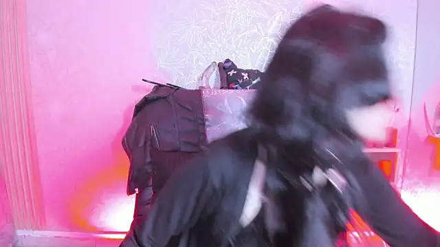 Yueeclipsa online show from November 23, 2025, 3:38 am