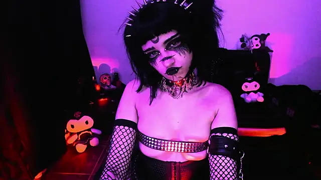 Yueeclipsa online show from March 9, 2026, 4:49 am