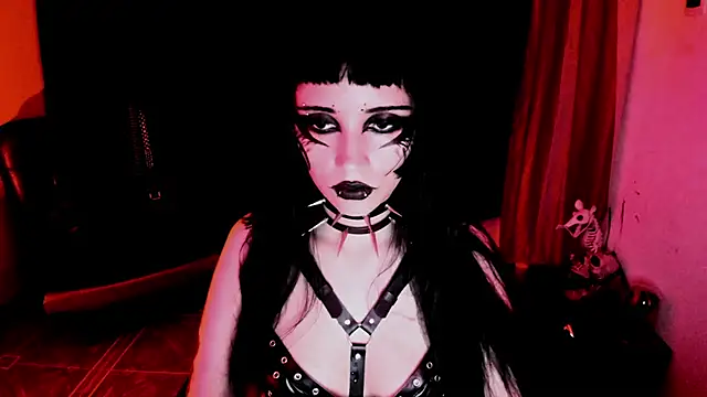 Yueeclipsa online show from January 17, 2026, 4:49 am