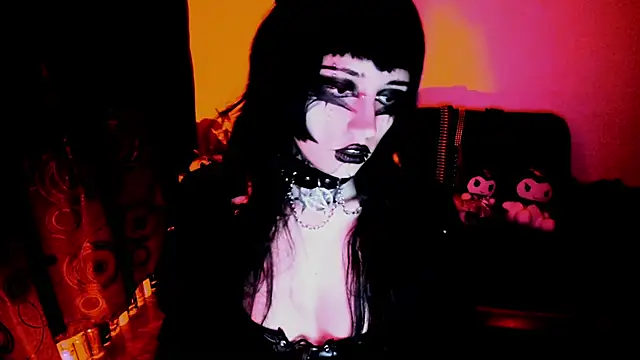 Yueeclipsa online show from February 14, 2026, 4:56 am