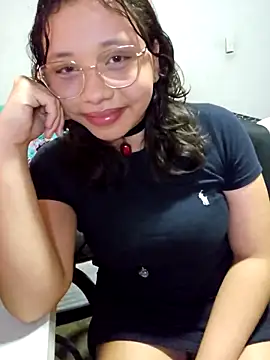 Snapshot of Sapphire024 chatting on October 25, 2025, 5:39 am Sapphire024 online show from October 25, 2025, 5:39 am