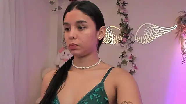 Snapshot of ISA_NIXON chatting on February 6, 2026, 11:12 pm ISA NIXON online show from February 6, 2026, 11:12 pm