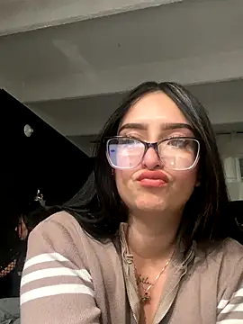 Snapshot of Kloe_Novoa chatting on November 22, 2025, 12:43 am Kloe Novoa online show from November 22, 2025, 12:43 am