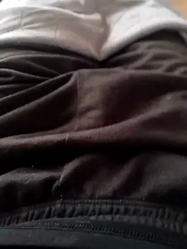 Andres  00 online show from April 15, 2026, 2:43 pm