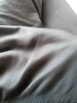 Andres  00 online show from April 1, 2026, 3:42 pm