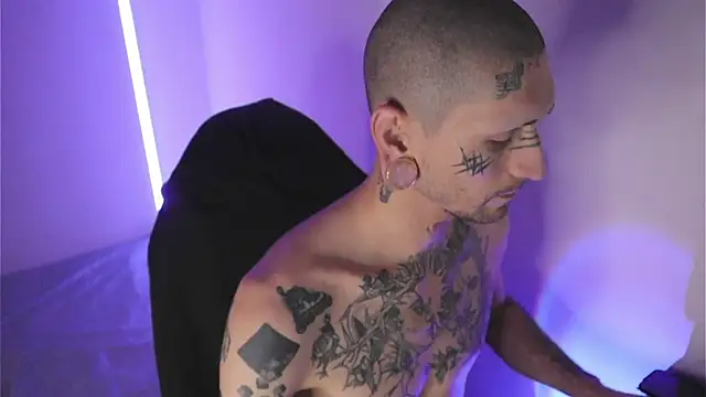 TokyoHatsumoto online show from February 2, 2026, 11:04 pm