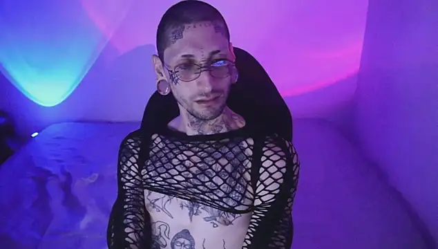 Snapshot of TokyoHatsumoto chatting on November 14, 2025, 10:35 pm TokyoHatsumoto online show from November 14, 2025, 10:35 pm