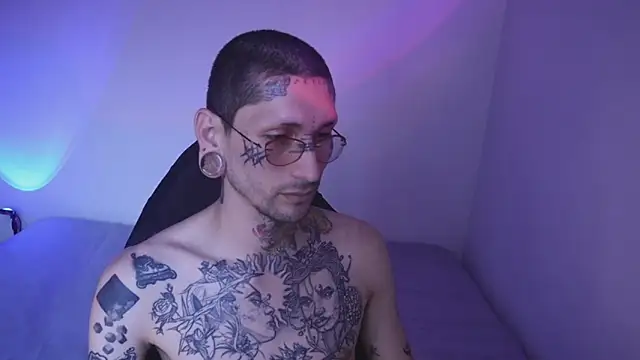 Snapshot of TokyoHatsumoto chatting on November 21, 2025, 9:58 pm TokyoHatsumoto online show from November 21, 2025, 9:58 pm