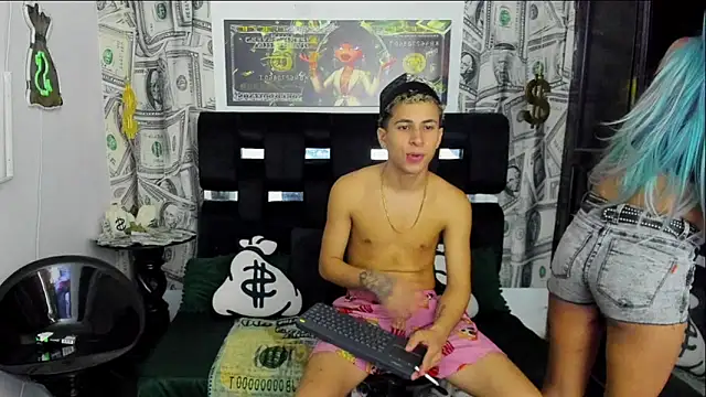 Snapshot of Horny_Duo0 chatting on November 8, 2025, 3:10 am Horny Duo0 online show from November 8, 2025, 3:10 am