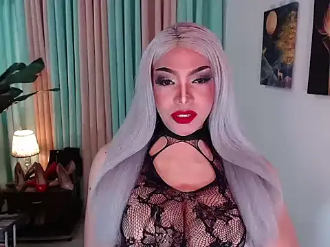  Danica Malibog  online show from December 21, 2025, 2:24 am