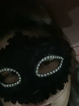 Snapshot of crazzyanne chatting on December 22, 2025, 5:29 am crazzyanne online show from December 22, 2025, 5:29 am