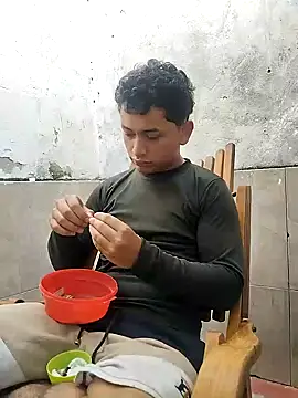 fer luna online show from November 4, 2025, 9:18 pm