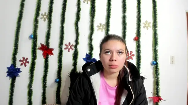 Snapshot of Vanessa_Martinz chatting on December 1, 2025, 12:06 pm Vanessa Martinz online show from December 1, 2025, 12:06 pm